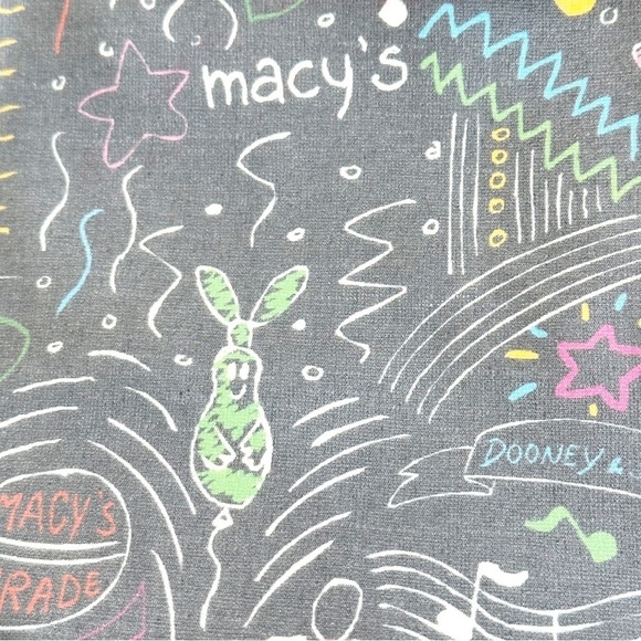 Dooney & Bourke Macy's Day Parade Black East West Large Tote/Shopper Bag - Picture 2 of 16